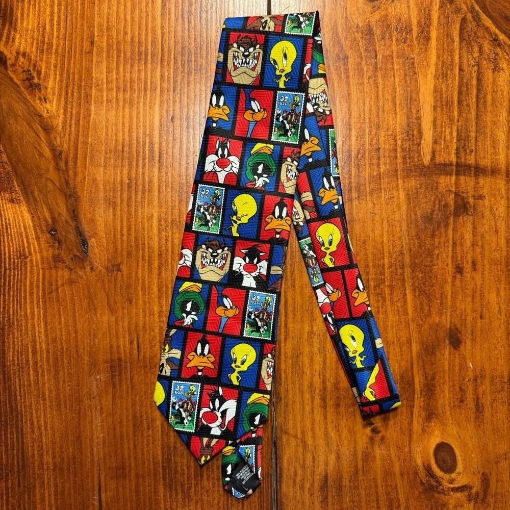 Vintage Looney Tunes Stamp‎ Collection Tie